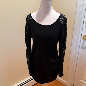 Chic Black Lace Women's Long Sleeve Top